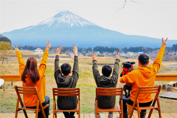【夏休み特別企画】今年の夏は富士山にのんびり挑戦！Mt. FUJIファミリーサマーキャンプの予約受付スタート（1日親子2組限定）